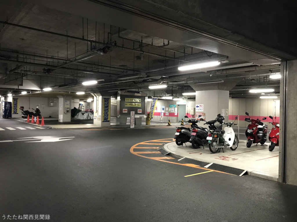 岡崎公園駐車場